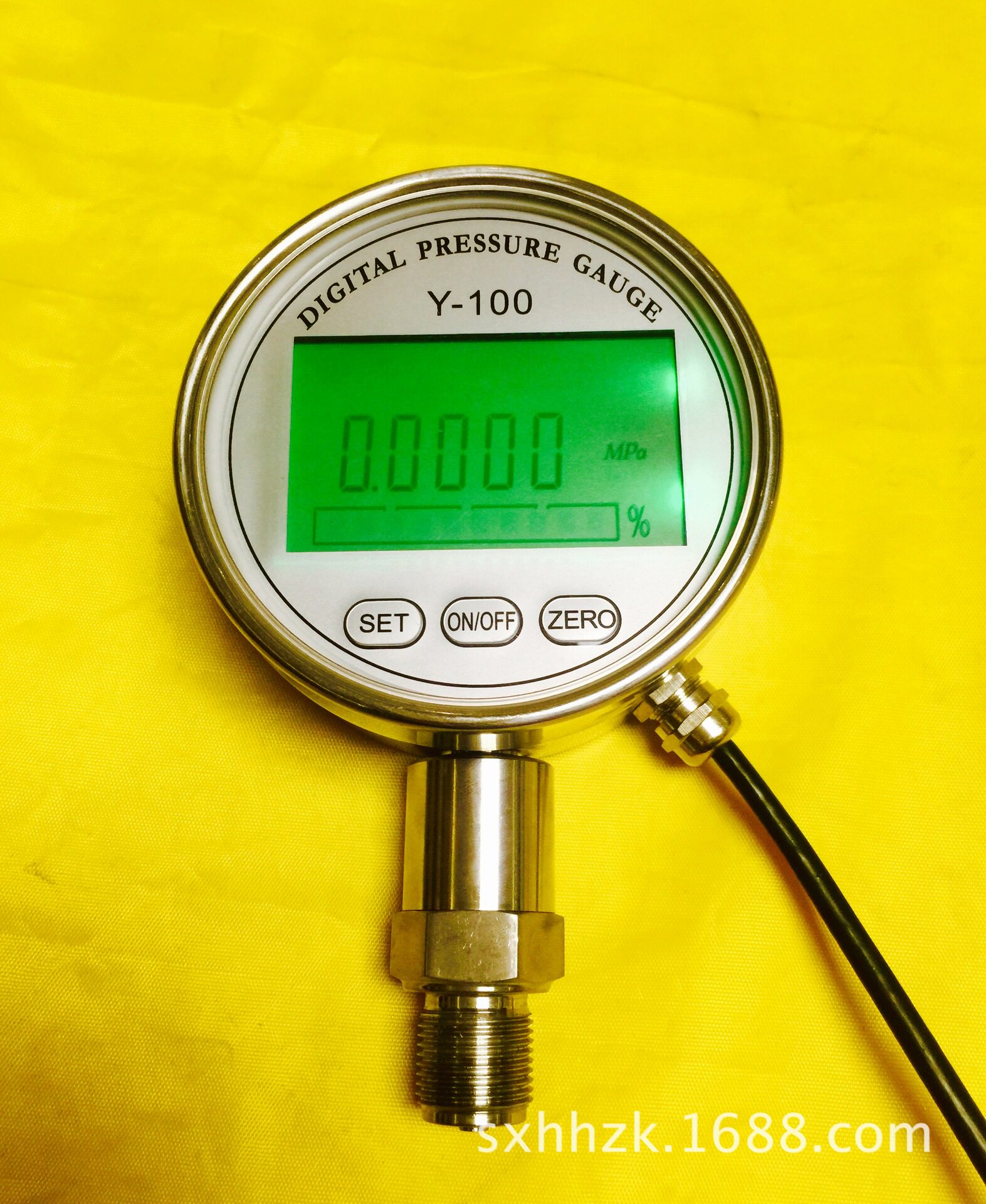 数显压力变送器，Y100不锈钢压力表外壳，液晶带背光显示4-20mA图片