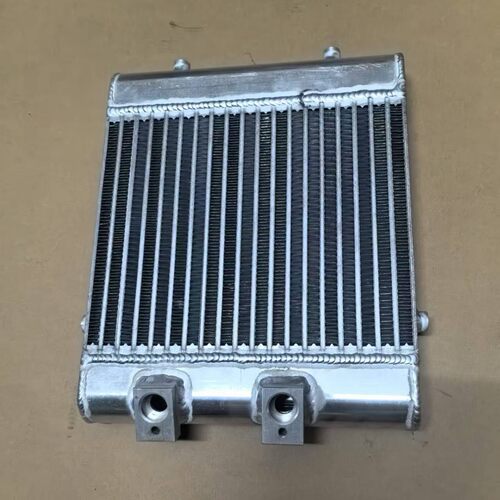4W0117021B   BentIey   GT  GTC  V8  4.0T   ENGINEOIL  COOLER