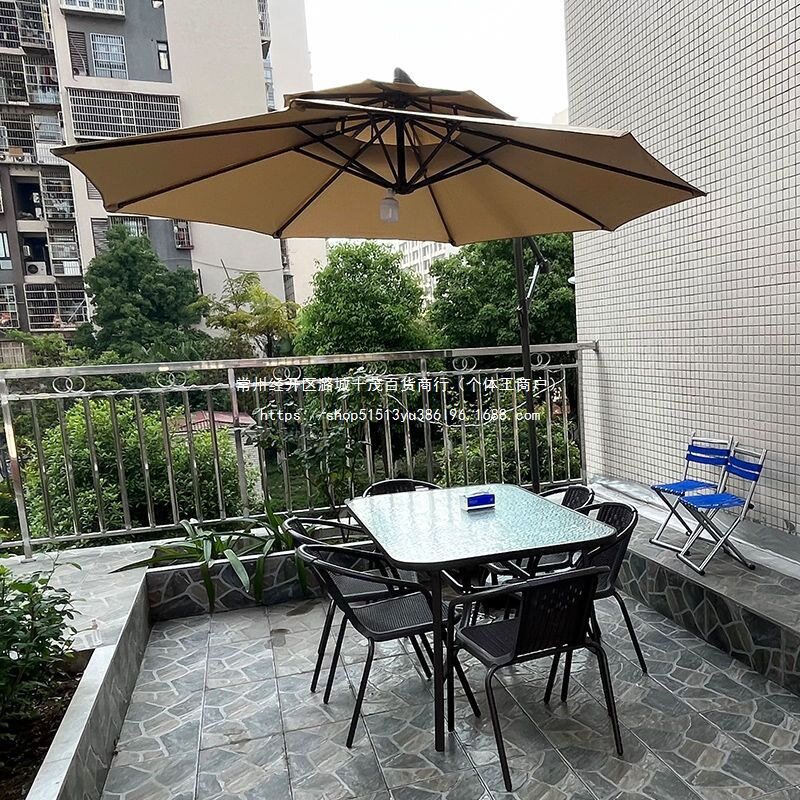 铁艺户外桌椅组合庭院套装防水防晒休闲带伞五件套室外阳台防藤椅图片