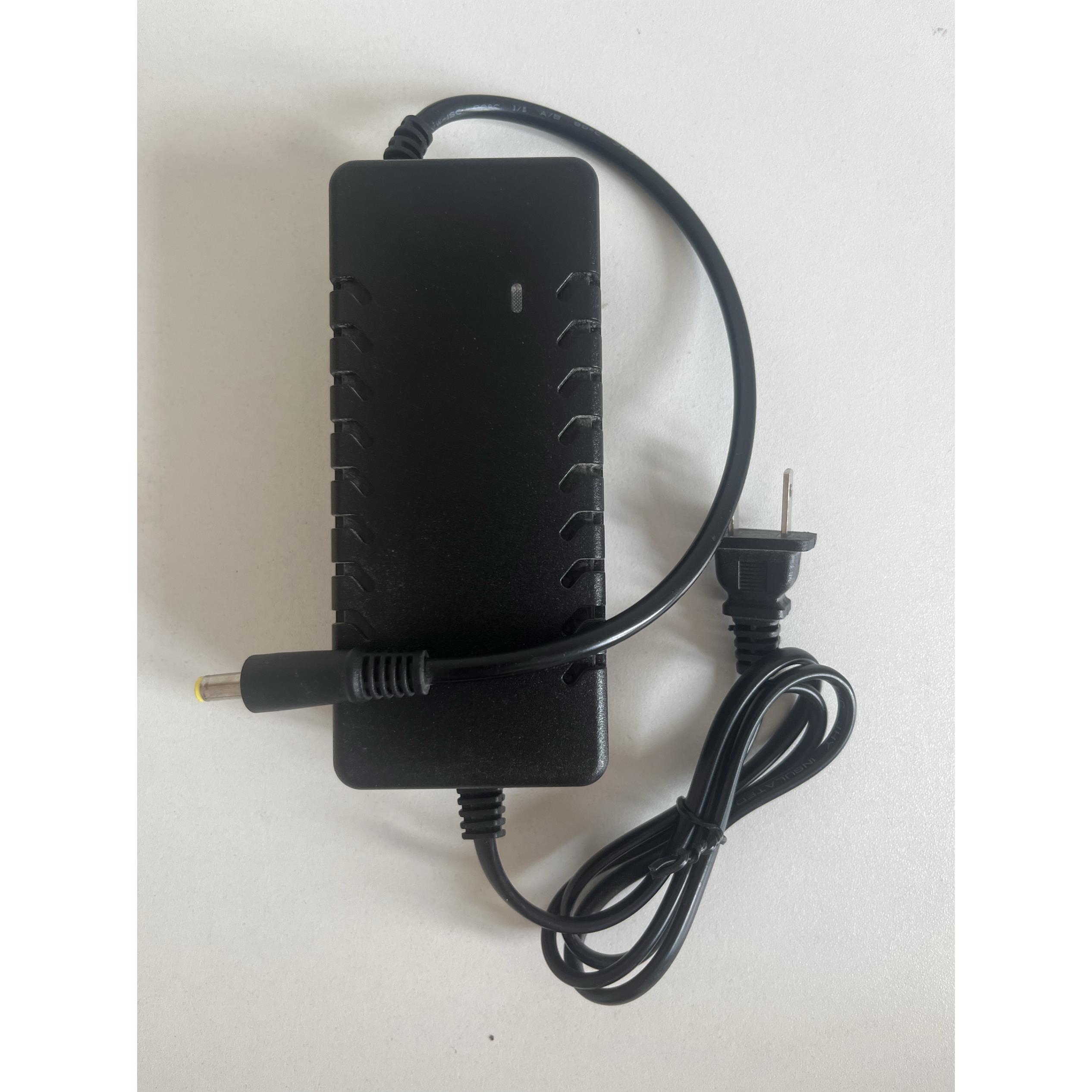 14V锂电一体机专用充电器14.6V5A带风扇充满自停通用新能源