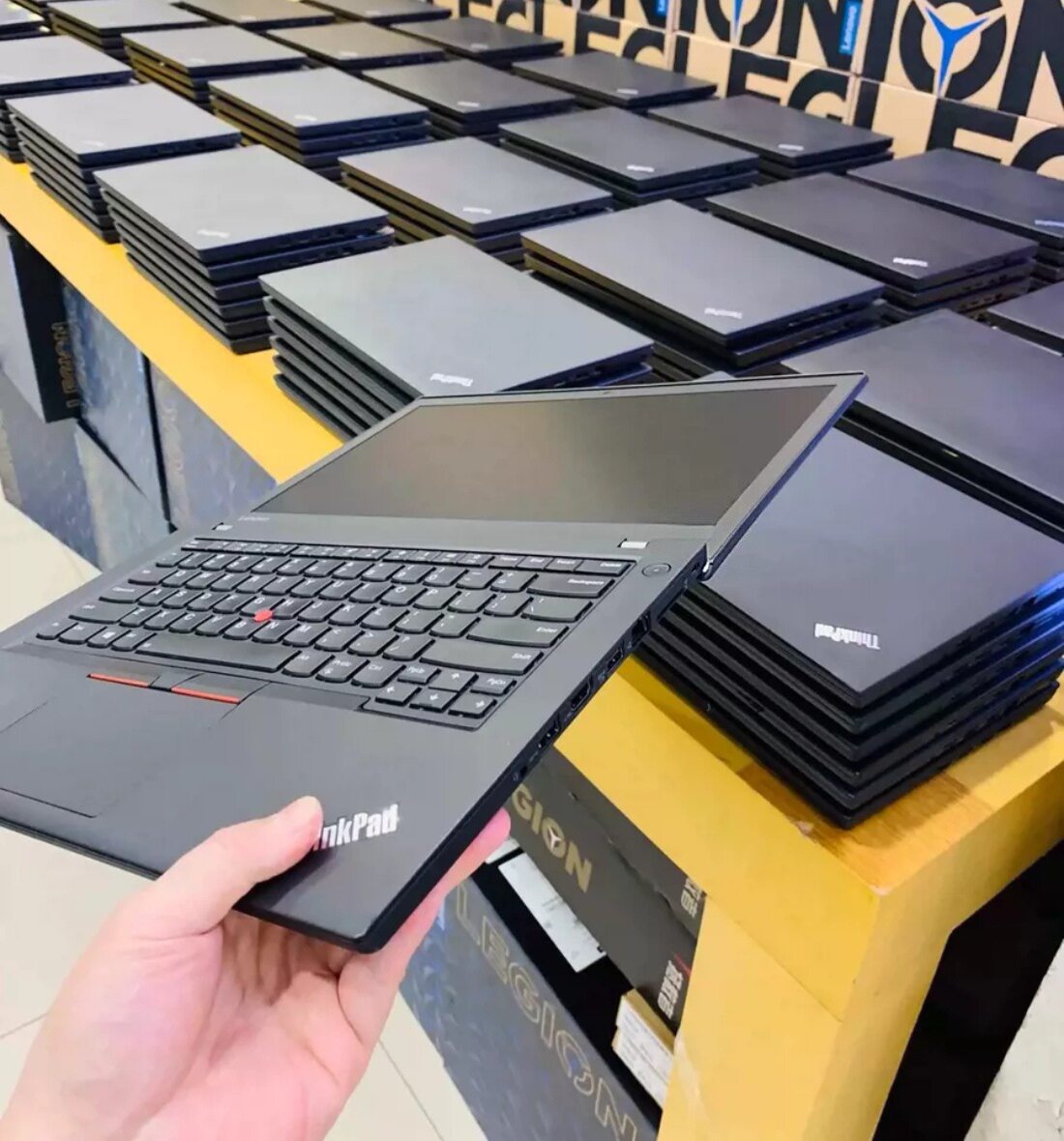 联想ThinkPadi5处理器2G独立显卡日常办公影音娱乐游戏追剧剪辑