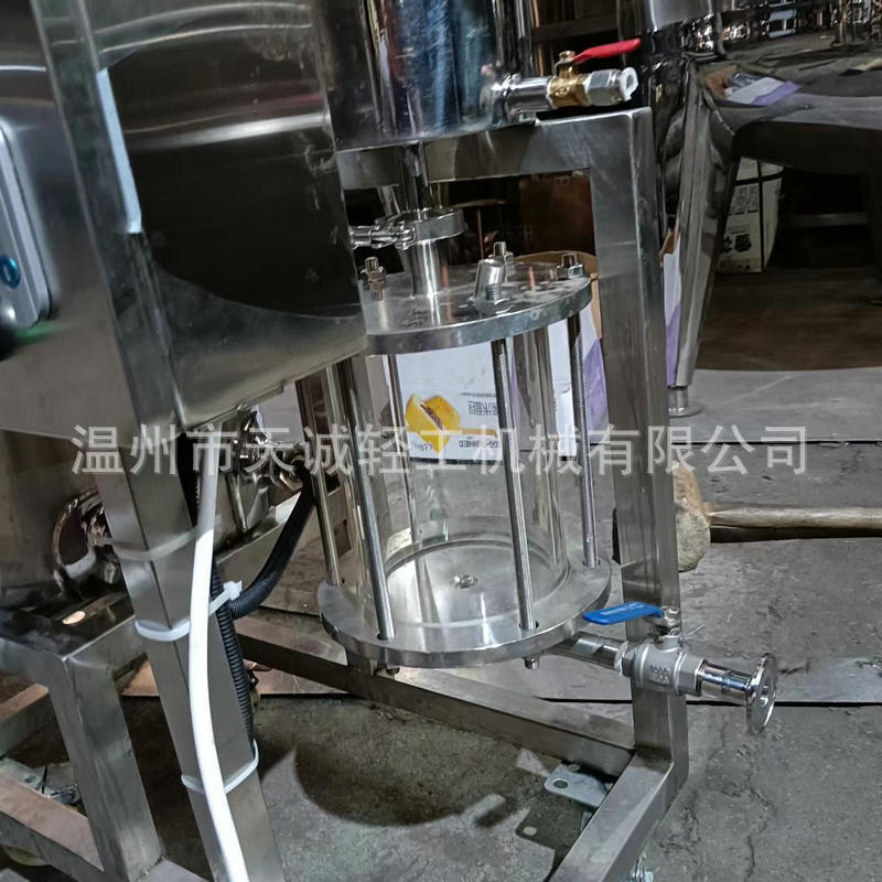 定制蒸馏釜设备 不锈钢提取浓缩蒸馏反应釜设备 实验室用蒸馏釜图片