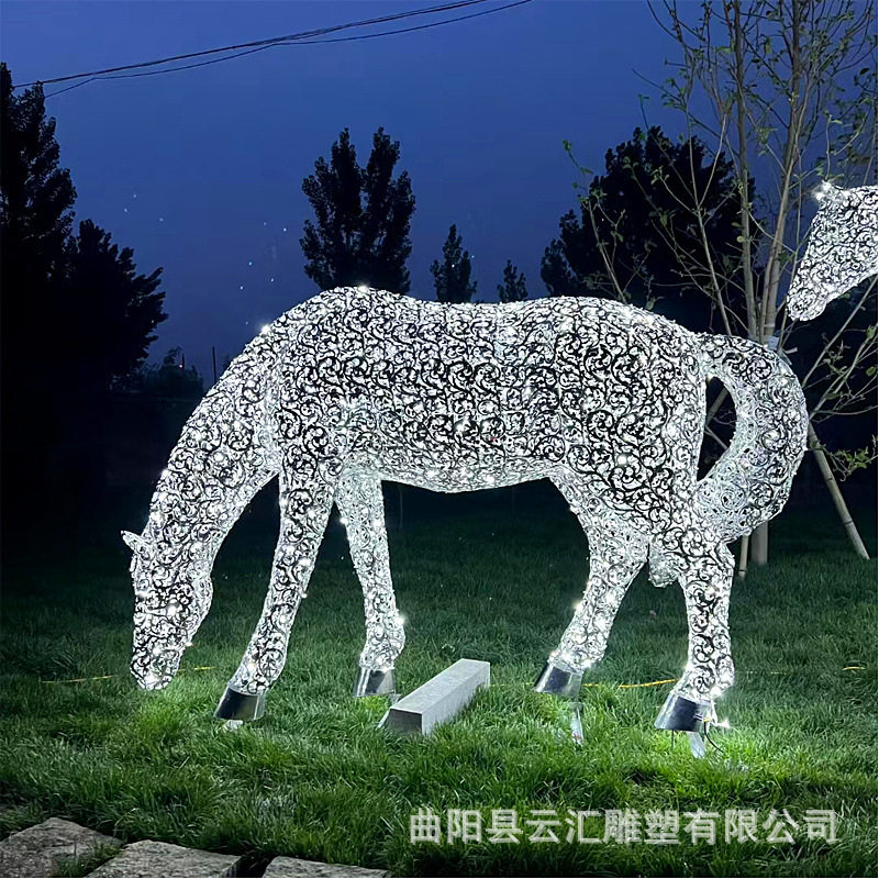 定制不锈钢镂空丝编织花朵蒲公英蝴蝶雕塑公园草坪梅花鹿马摆件图片