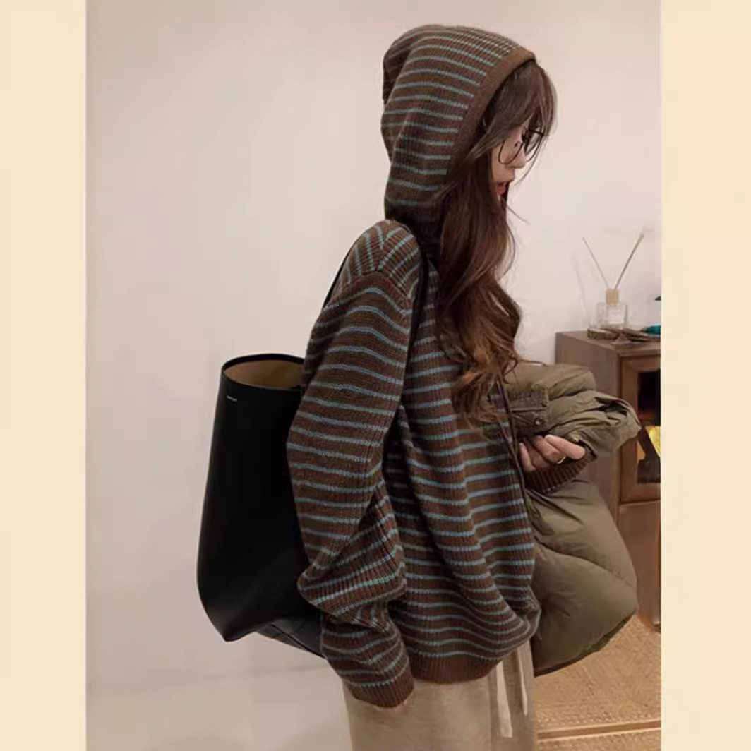 【羊羊世家】针织衫女套头连帽条毛针织衫