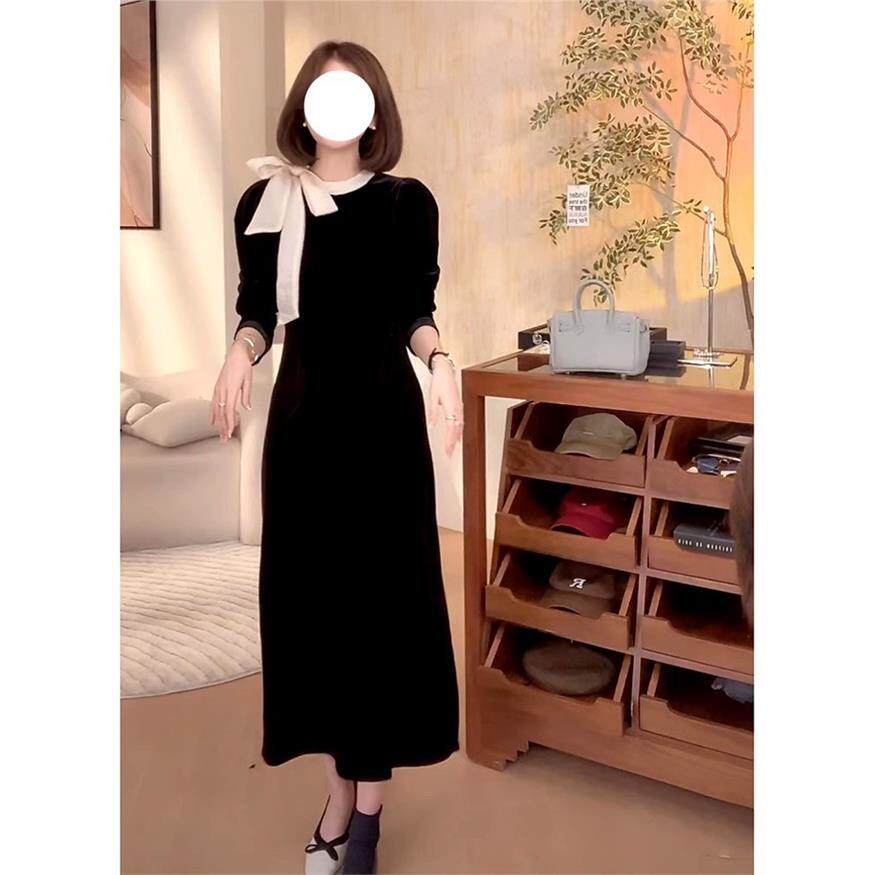 法式复古丝绒连衣裙女秋