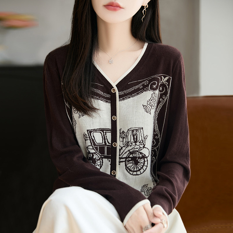 秋装V领马车提花针织打底衫女2026新款春秋洋气时尚女装秋冬上衣