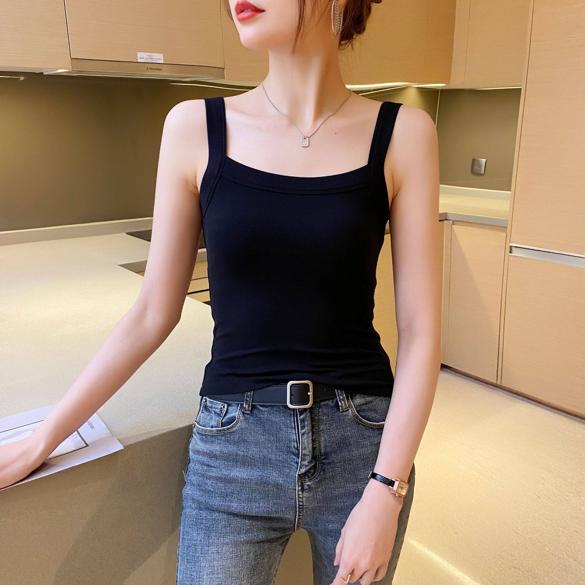 黑色方领背心女2024新款罗纹韩版修身显瘦设计感可外穿打底上衣女
