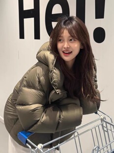 新国标95白鸭绒泡芙羽绒服女2025年冬新款加厚黄色休闲面包服外套