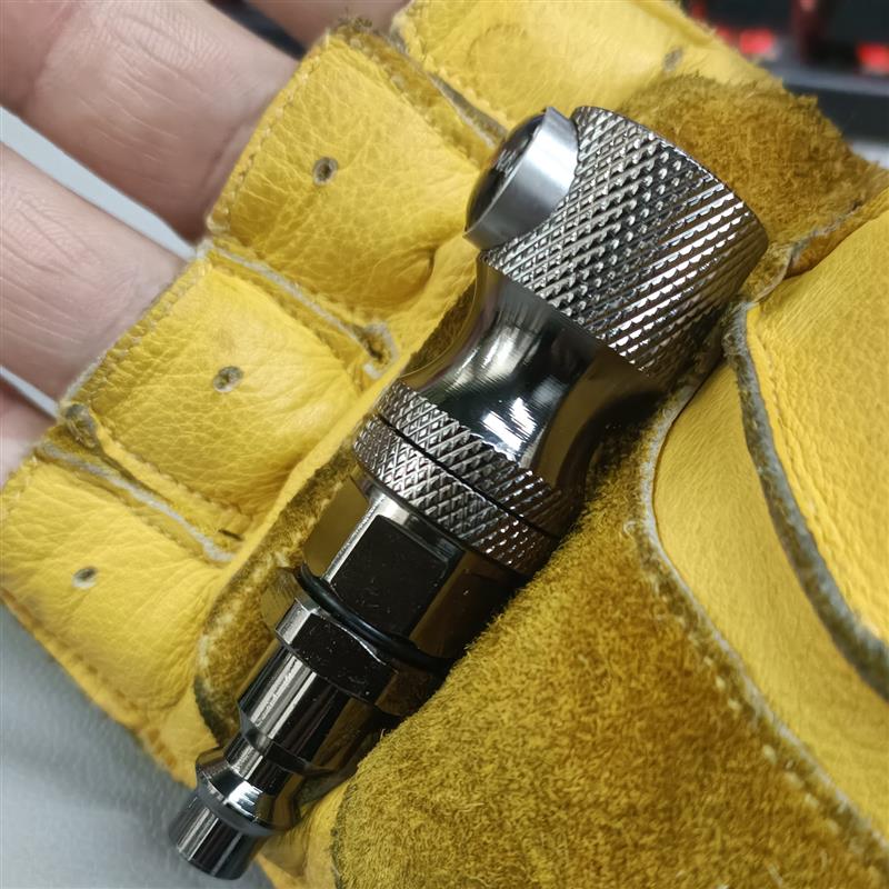纯铜自锁轮胎充气嘴充气头加强锁齿锁的紧耐用不漏气ARB海风美式