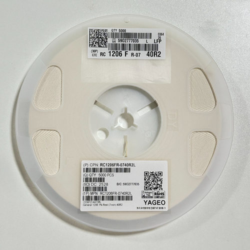 国巨1206 3.9R 1%  250mW 贴片薄膜电阻 RC1206FR-073R9L