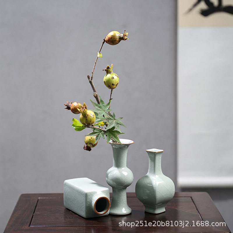 哥窑陶瓷小花瓶瓷器摆件插花客厅复古装饰花器铜钱草绿萝水培器皿