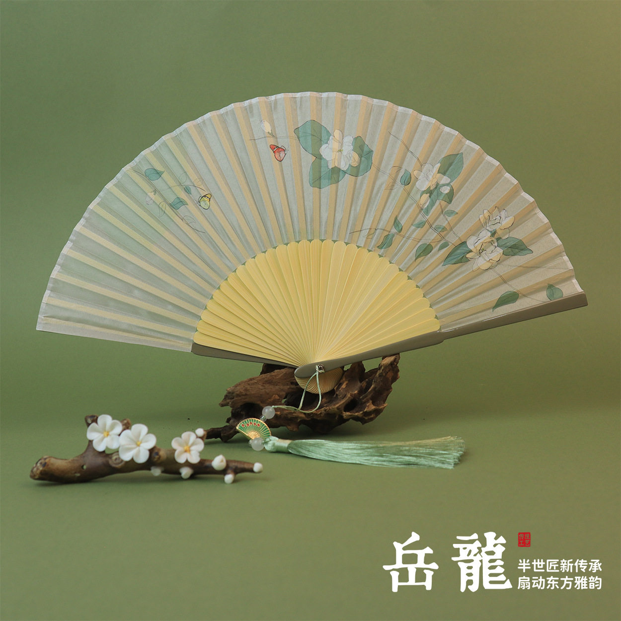 竹质折叠扇女式古风汉服扇子女中国风小扇子复古丝绸舞蹈折扇批发
