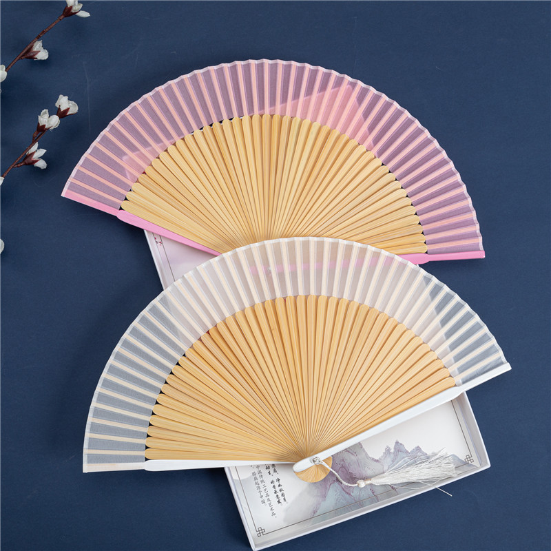 纯色雪纺扇子折扇中国风彩色烤漆边竹扇和风夏季日用素面折叠扇子