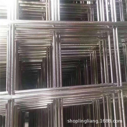 现货镀锌铁丝地暖电焊网片养殖网 孔径2*2-20*20网片