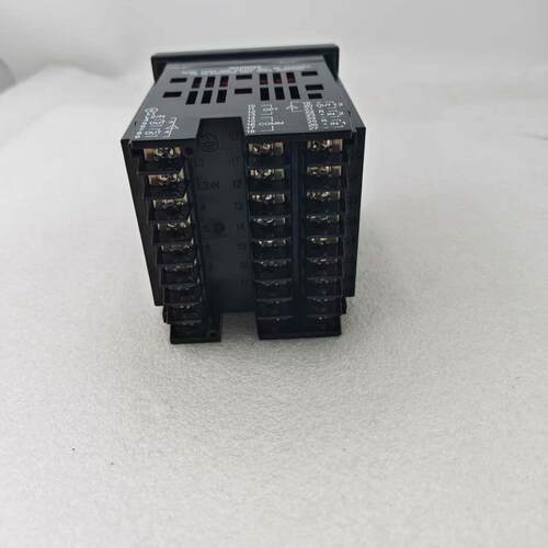 美国HONEYWELL温控器DC2800-CE-2S0-160-000-00-0  1周