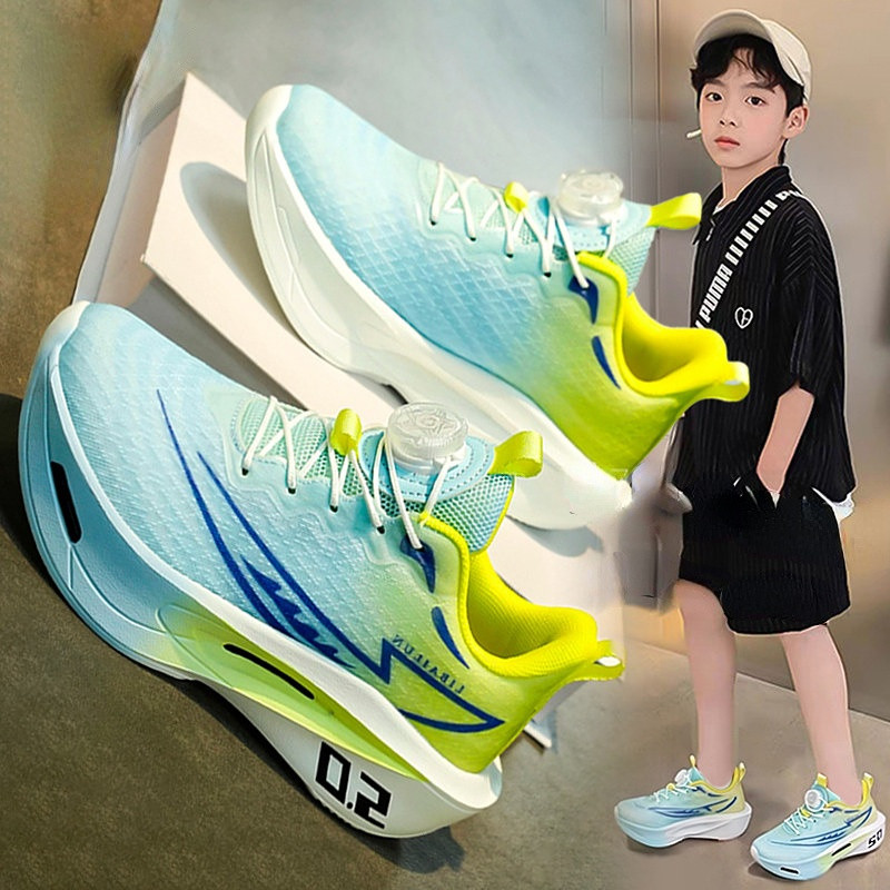 跑步男童鞋子2026新款秋季儿童运
