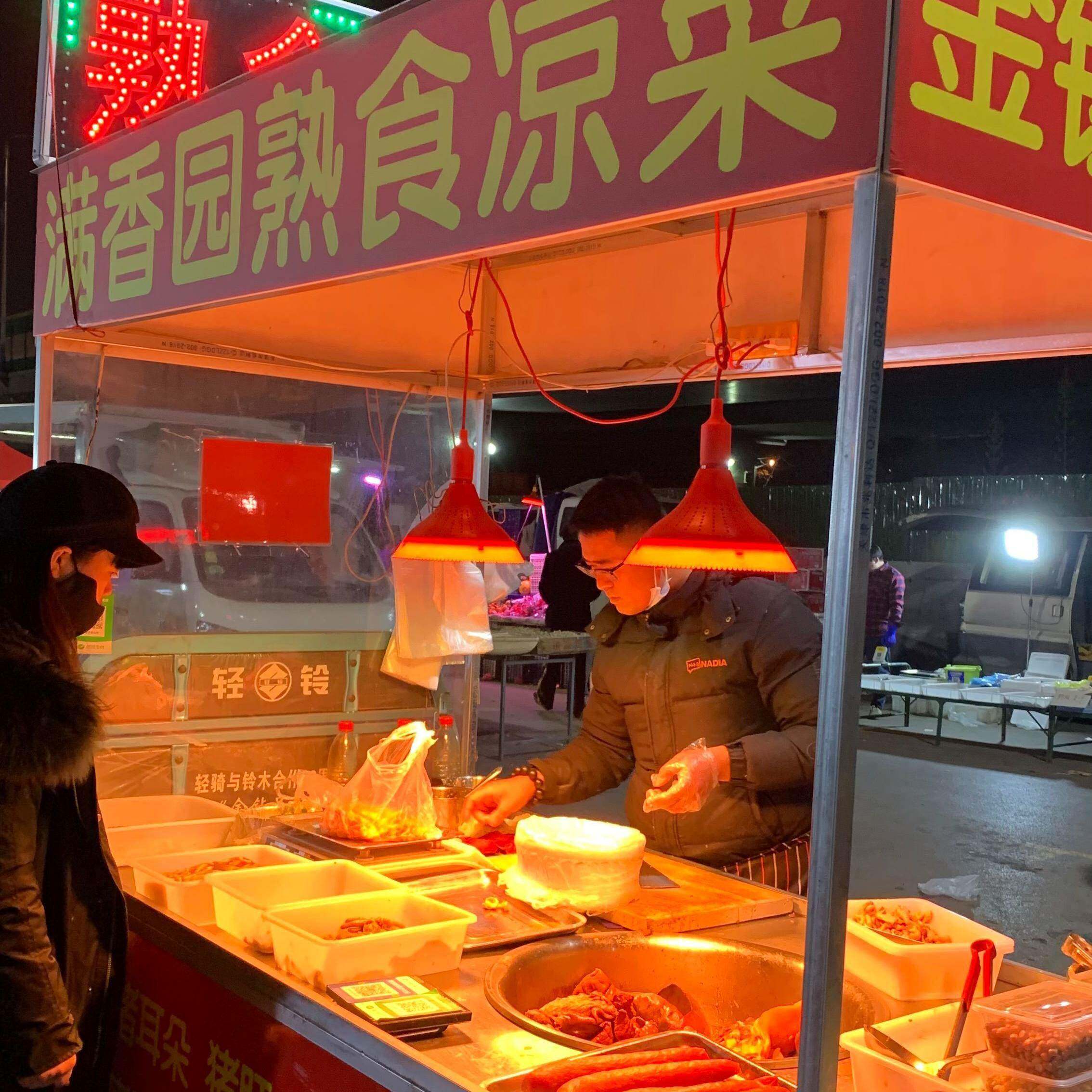220伏新款led熟食照明灯螺口商铺通用吊灯白光节能用挂灯E27螺口