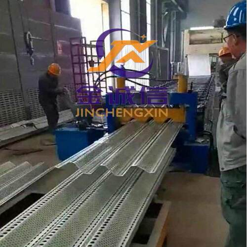 煤场金属冲孔板防风抑尘网 抑尘墙洞洞板镀锌板冲孔机 防尘网设备
