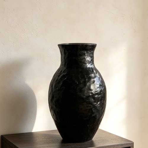 淳也-黑色保龄球侘寂风新中式陶瓷花瓶H060B0（高26.5口10肚15）