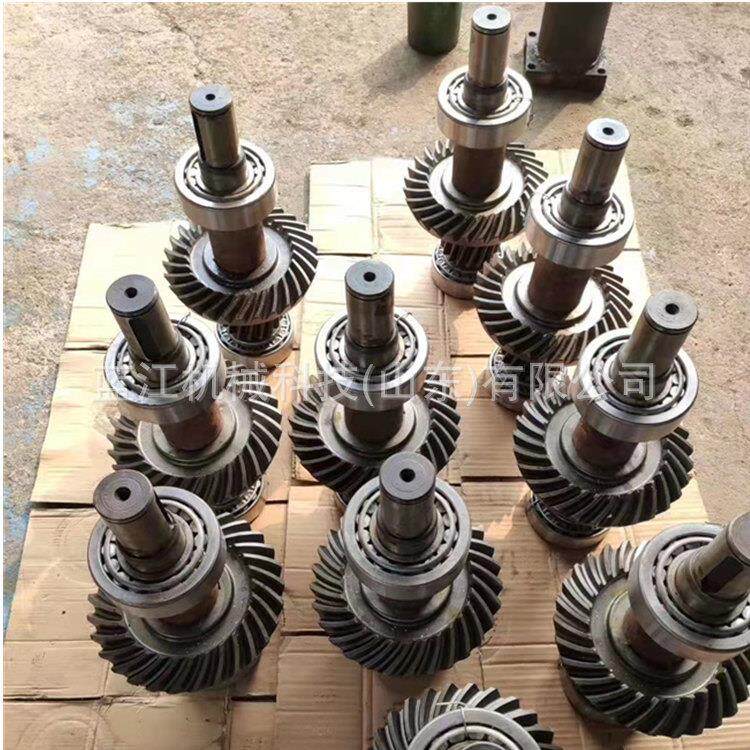 JS40速机一轴总成 速器箱体外壳壳体40T速箱轴圆弧伞齿轮