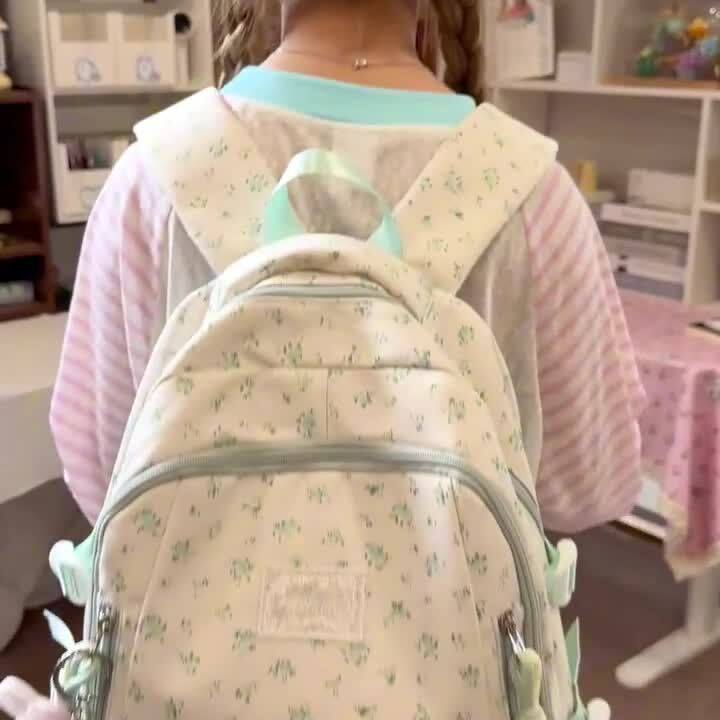 儿童书包女生小学生新款初中生高中生大容量背包女孩高颜值双肩包