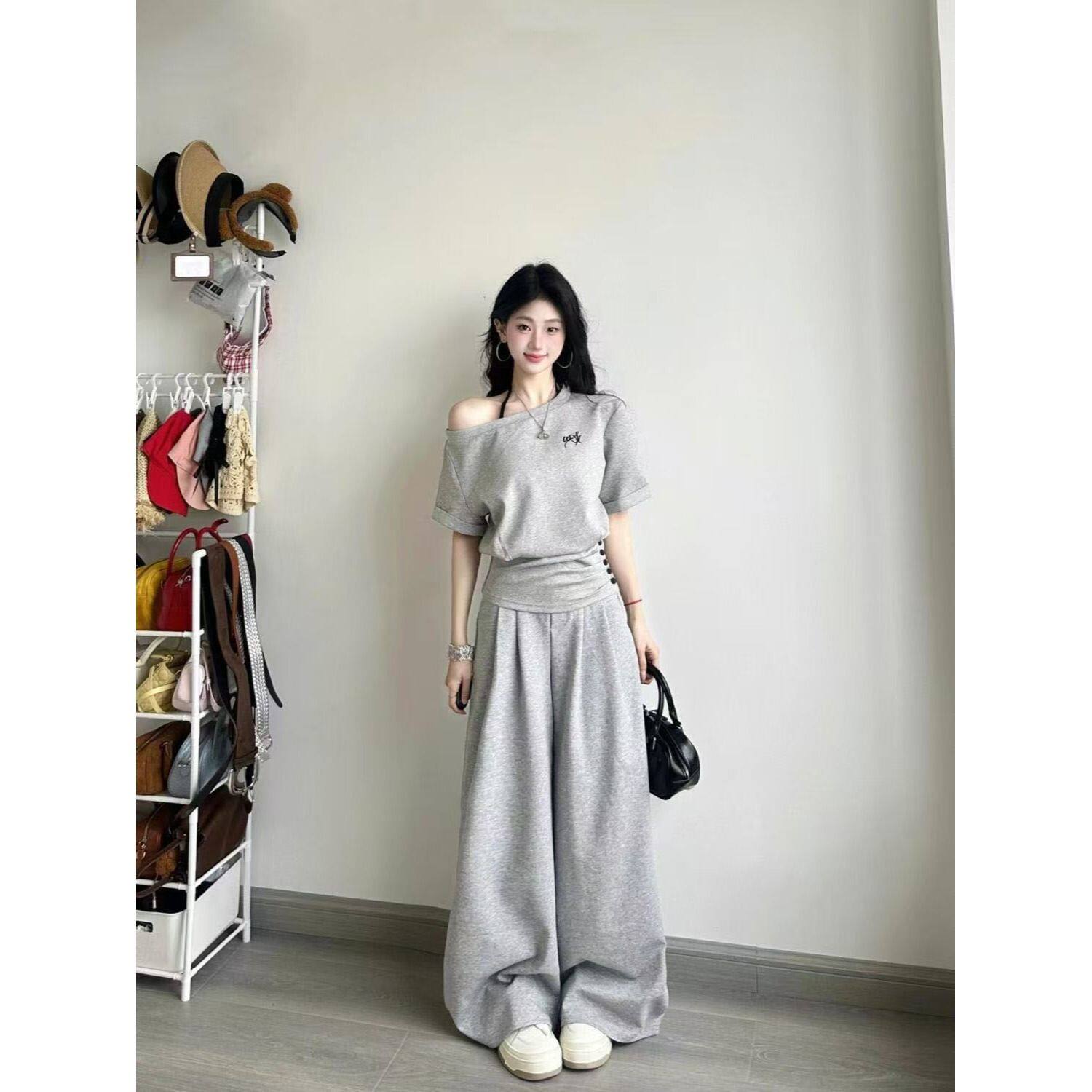 韩系高级感露肩休闲套装女夏季时尚宽松显瘦短袖阔腿裤运动两件套