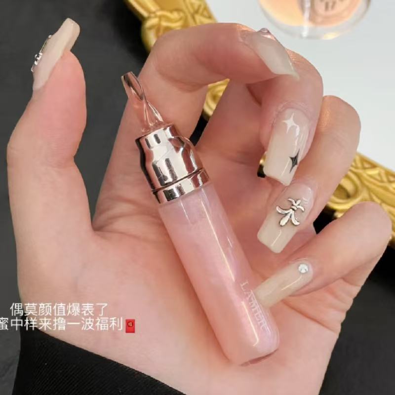 主打修复的精华唇蜜!海*M的唇蜜唇釉主打修复唇纹柔嫩双唇滋润