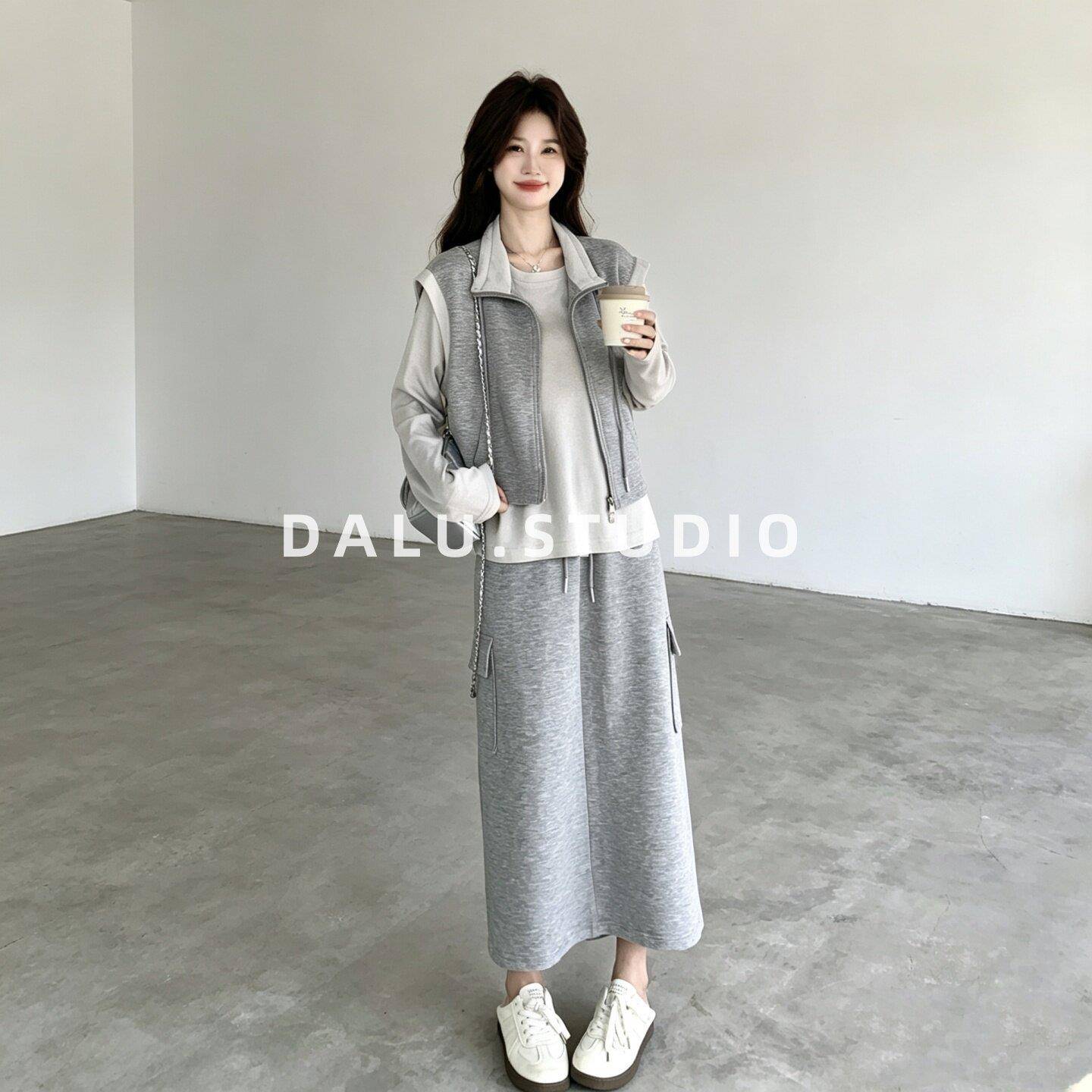 韩系卫衣马甲件EQL套女早秋松长袖打底宽上衣开叉直筒半长裙套身