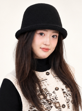 秋冬女显脸小纯色针织保暖渔夫帽