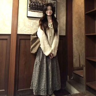 韩系慵懒风松弛氛围感宽松针织毛衣碎花半身裙秋套装女款2026新款