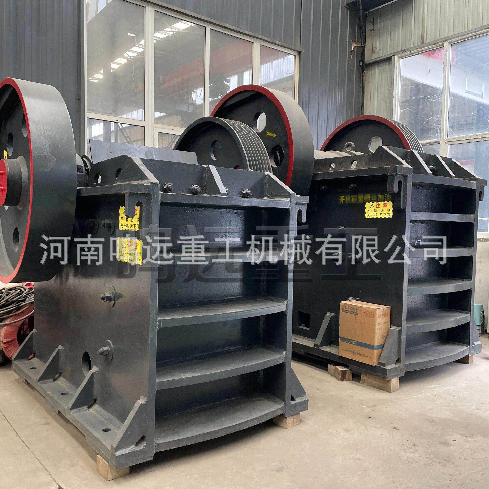 鸣远颚式破碎机适配花岗岩玄武岩出料均匀矿山石料加工使用寿命长