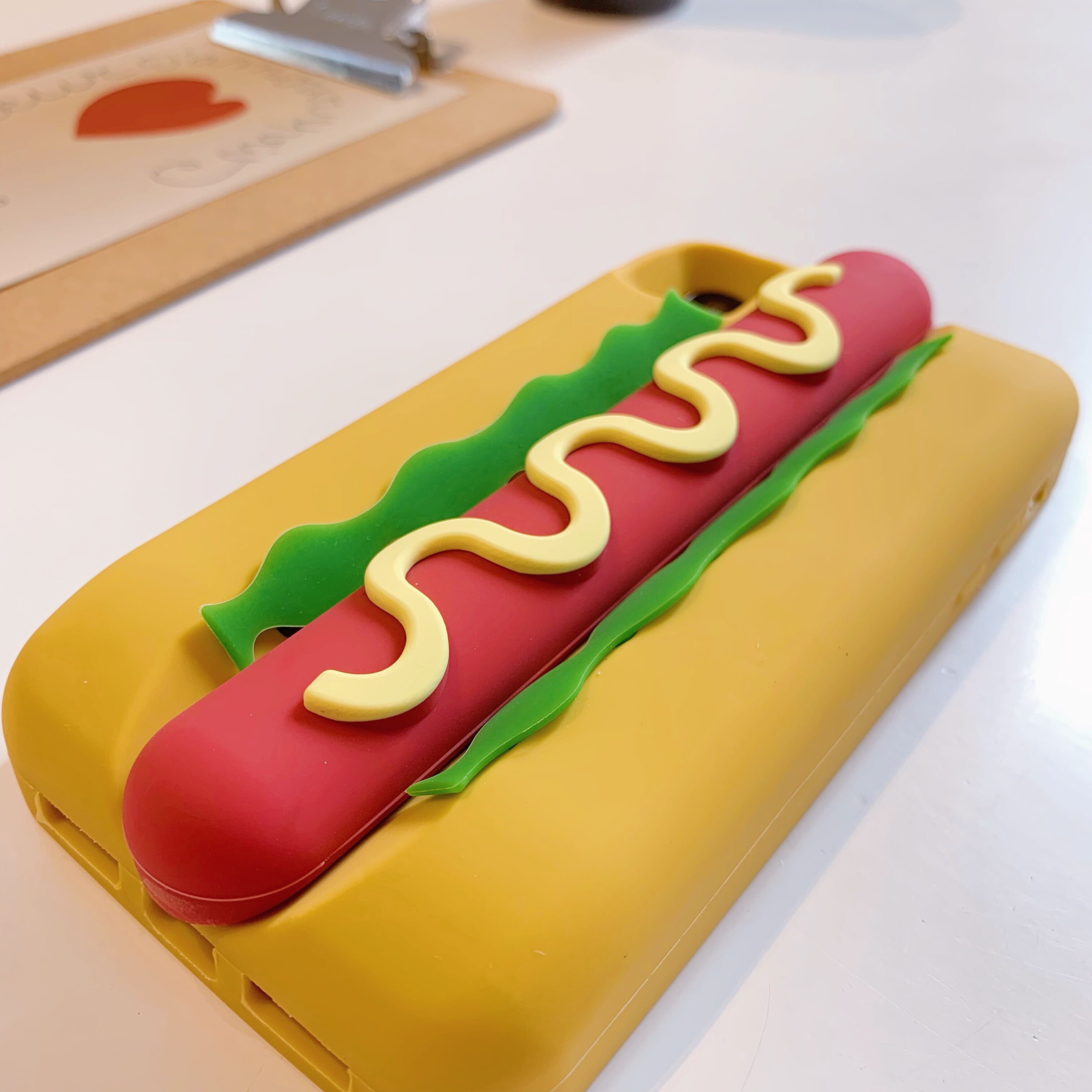 热狗Hotdog适用iPhone16promax保护苹果8plus立体12全包X手机壳15保护14軟13硅胶套11厚15plus防摔