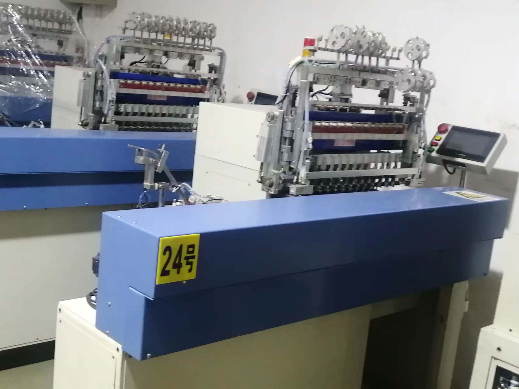 电子钟表机芯线圈多轴自动绕线机负离子臭氧发生器线圈绕线机