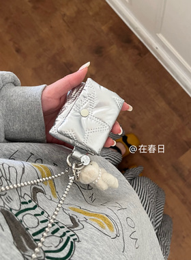 在春日韩系ins星星充棉小众链条挂绳耳机壳适用1/2/3代耳机壳保护套pro3软壳airpods pro2代蓝牙保护套4代