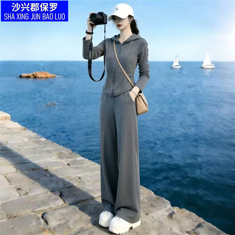 新款保罗春秋季穿搭休闲运动女套装连帽修身显瘦阔腿裤时尚两件套
