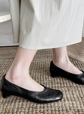 TU Studio法式复古方头浅口单鞋女2025新款平底鞋芭蕾鞋真皮