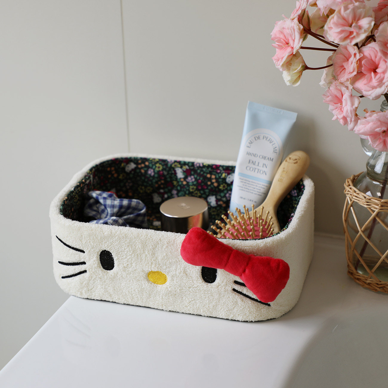 卡通kitty猫收纳盒 日式单层收纳筐桌面护肤品面膜杂物储物整理盒