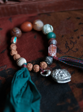 新款金刚菩提老玛瑙古珠钟馗铃铛镀银文玩手串SC027