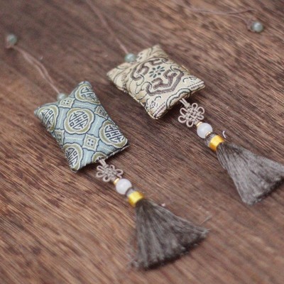 四合如意真丝织锦小香福袋