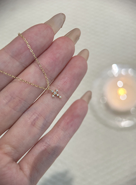 S925纯银爆款时尚百搭mini十字架高级感项链