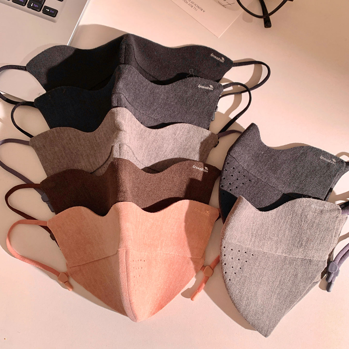 高颜值立体护眼角保暖口罩可调节