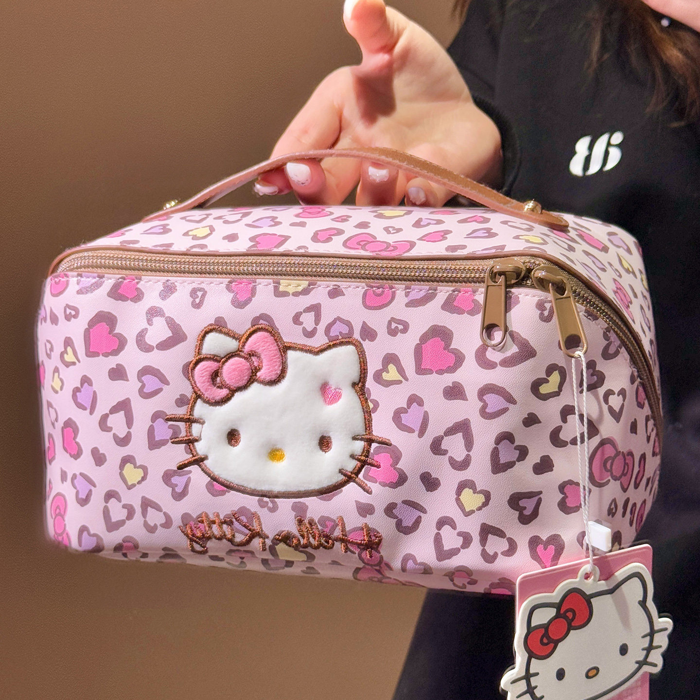 三丽鸥豹纹hellokitty化妆包女大容量外出便携旅行收纳袋洗漱包包,收纳整理,化妆包,淘宝优惠券,粉丝福利购,淘宝优惠卷