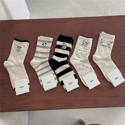 boombomb刺绣狗狗袜子