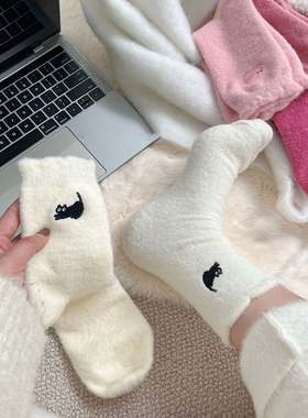 boom bomb澳绒女中筒袜粉色加绒加厚保暖长筒袜居家月子袜ins刺绣