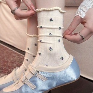 这春日氛围感一下子就来咯 袜子女春夏甜妹 木耳花边可太piu亮了