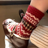 简直本命年bi备 新年红色费尔岛 实在是太正了 袜子女羊毛厚红袜