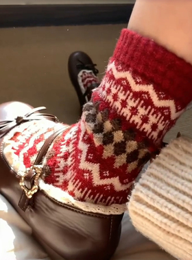 新年红色费尔岛~实在是太正了！简直本命年bi备~袜子女羊毛厚红袜