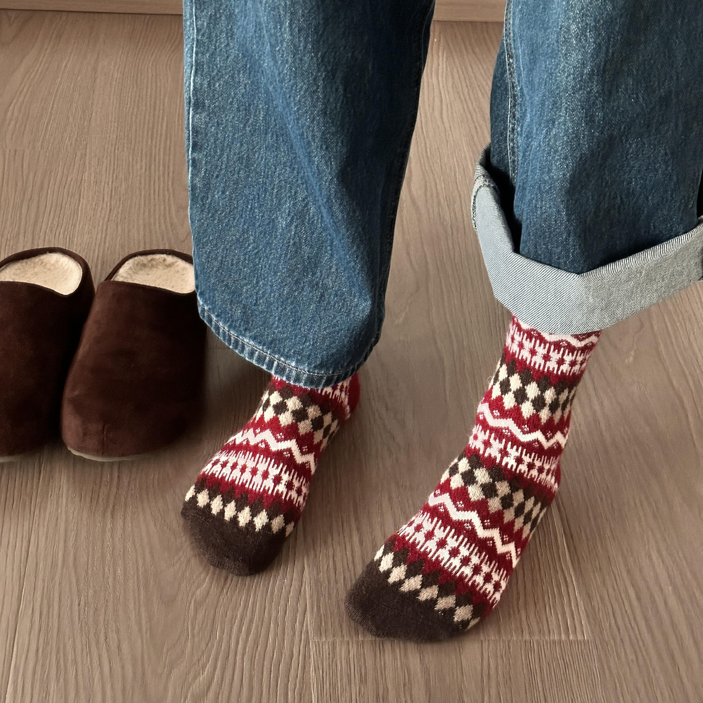 chao好看的复古红袜袜~新年就是应该穿一点红色~袜子女羊毛本命年,女士内衣/男士内衣/家居服,中筒袜,淘宝优惠券,粉丝福利购,淘宝优惠卷