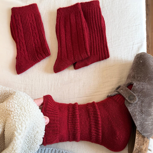 一年更比一年红~自带慵懒感的一双本命年袜袜~红色chao正!袜子女