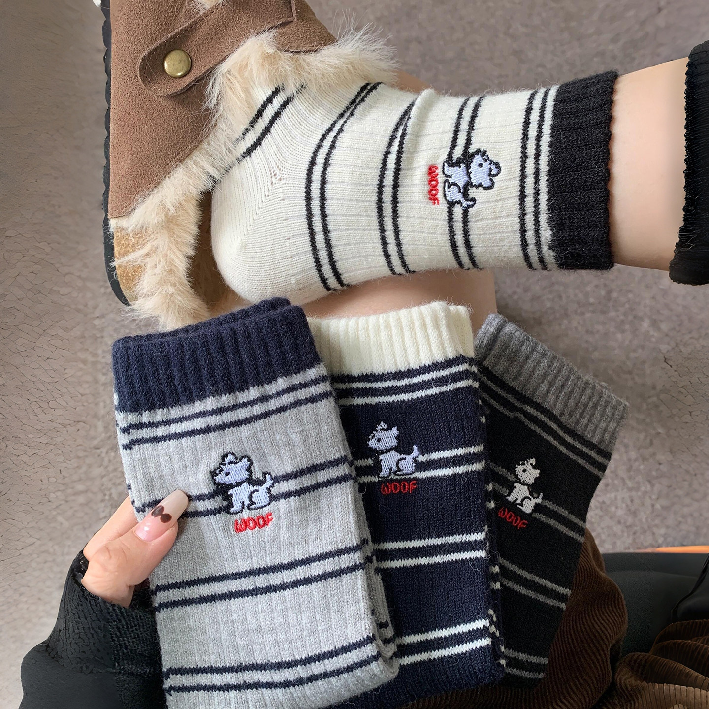 韩系学院风~羊毛小狗条纹袜袜可太可爱了~袜子女秋冬厚款保暖堆堆